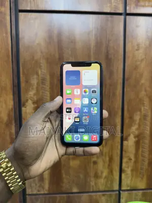 Apple iPhone XR 64 GB Black