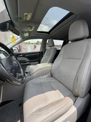 Toyota Highlander Limited 4x4 V6 (3.5L 6cyl 8A) 2018 Silver