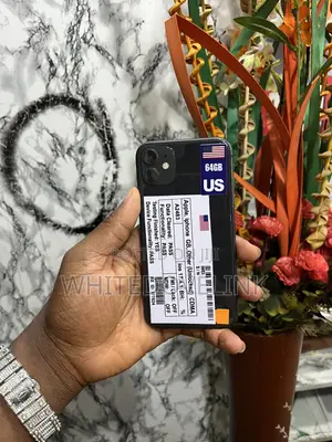 Apple iPhone 11 64 GB Black
