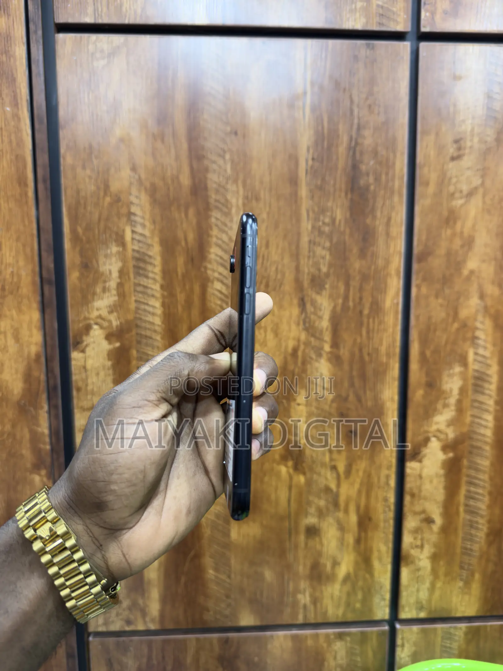 Apple iPhone XR 64 GB Black