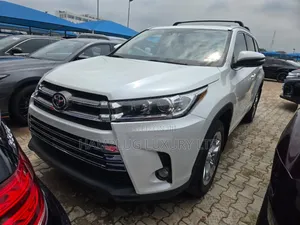 Toyota Highlander 2019 White