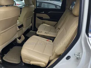 Toyota Highlander 2019 White