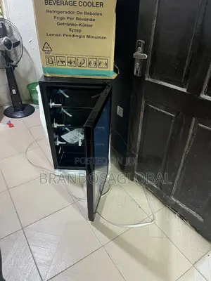 Hisense JC-94 91 Litres Compact Chiller