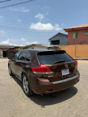 Toyota Venza 2010 Brown
