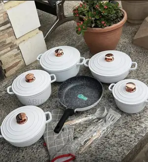 Cast Nonstick Pot Set