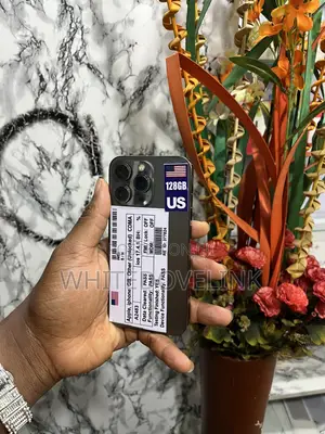 Apple iPhone 13 128 GB Black