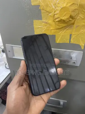 Apple iPhone XR 128 GB Black