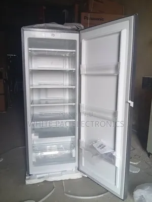 Hisense 190 Litre Upright Freezer Only for Ice Block Maker ( 6 Steps )