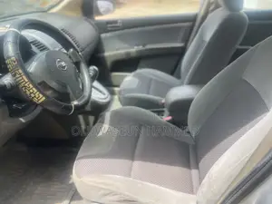 Nissan Sentra 2007 Silver