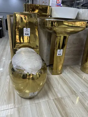 Gold Set of Wc (Egg Shaped)
