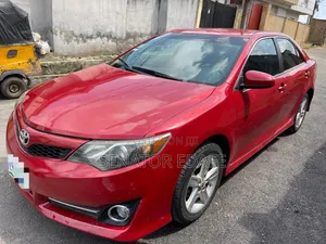 Toyota Camry 2014 Red