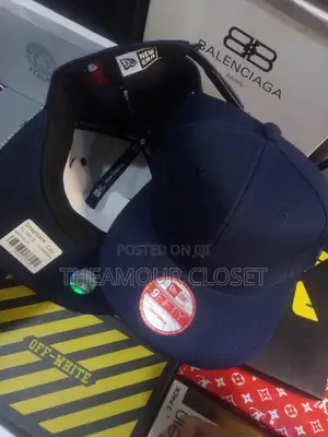 Plain Snapback