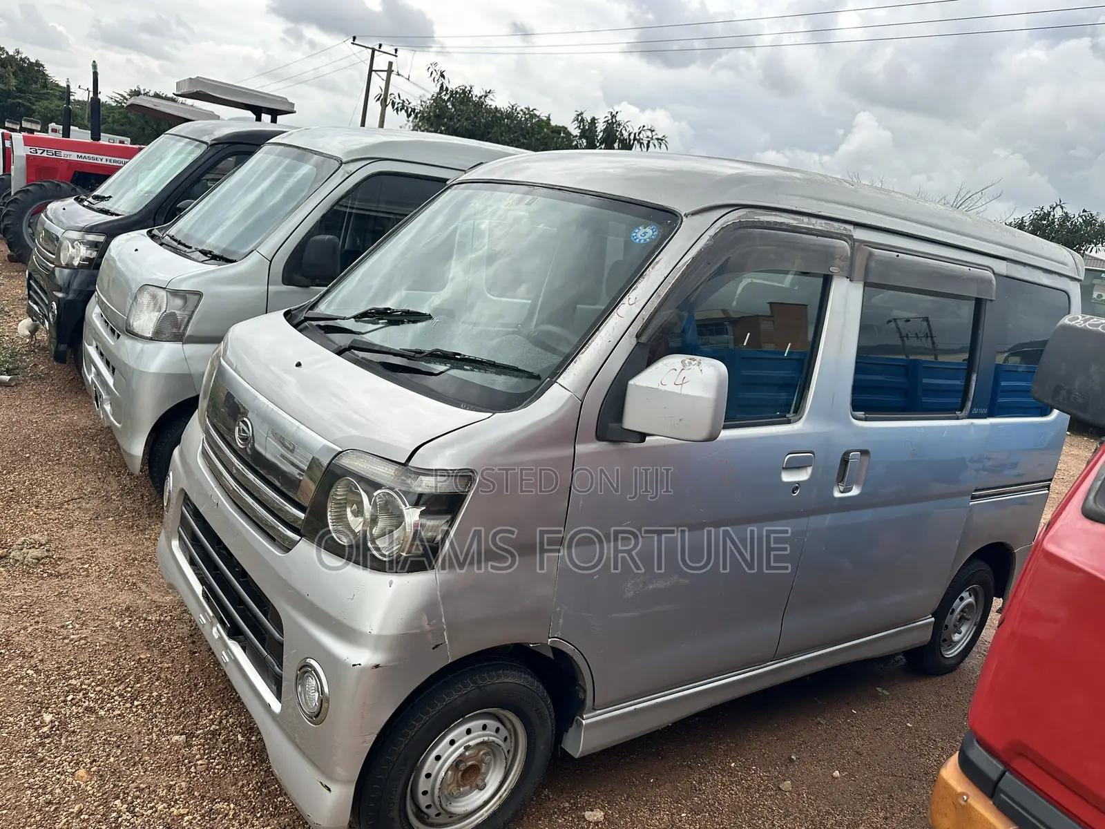 Daihatsu Light Bus 1972 Grey