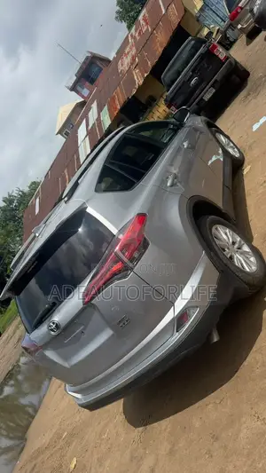 Toyota RAV4 2018 Silver
