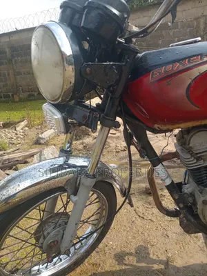 Bajaj Boxer 2023 Red