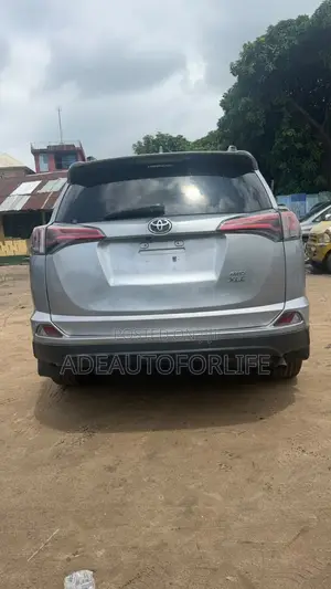 Toyota RAV4 2018 Silver