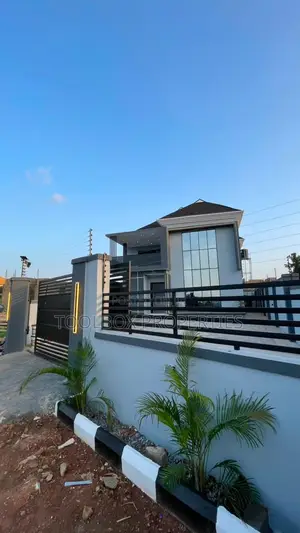 4bdrm Duplex in Kola Lawal,Oke’Badan, Akobo for sale
