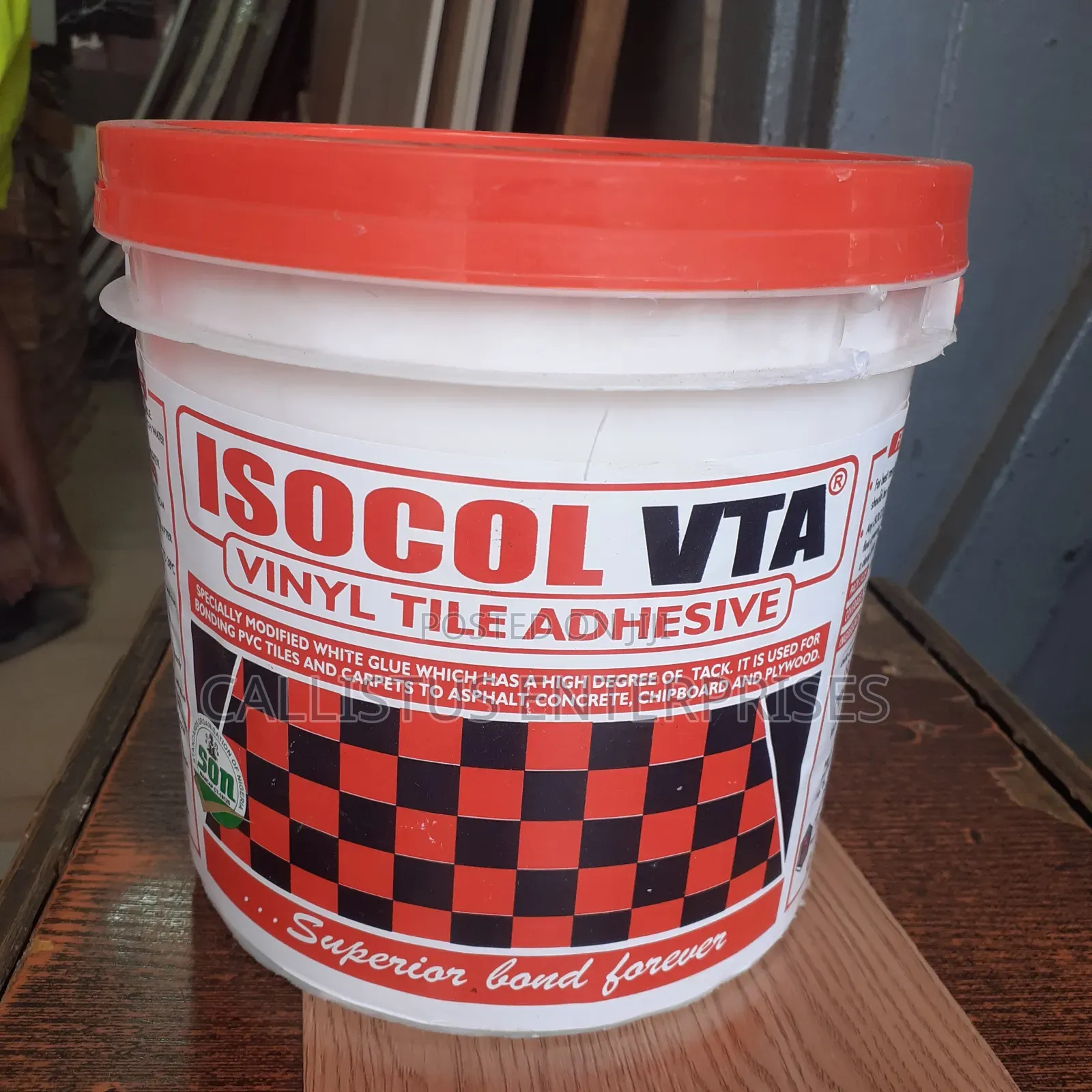 Isocol Vinyl Tile Gum
