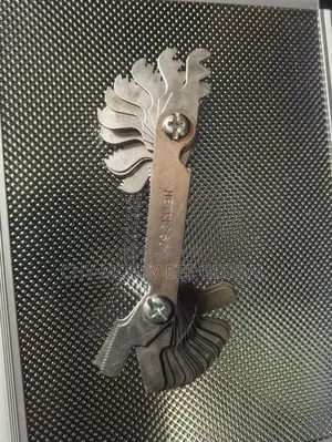 Thread Pitch Gauge