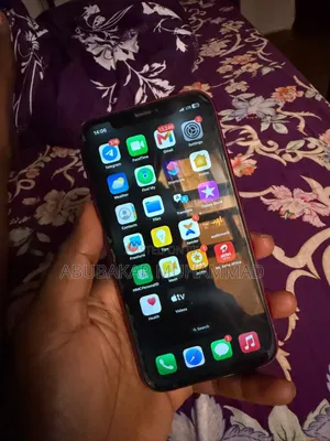 Apple iPhone XR 128 GB Red
