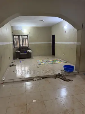 3bdrm Block of Flats in Etete, Benin City for rent