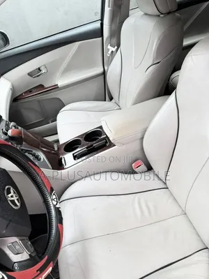 Toyota Venza 2011 White