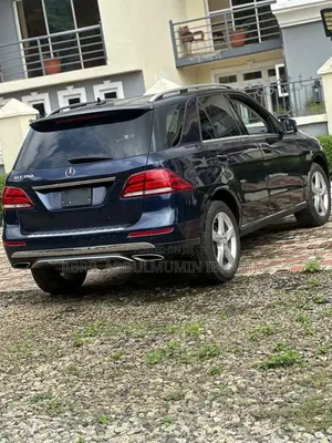 Mercedes-Benz GLE-Class 2017 Blue