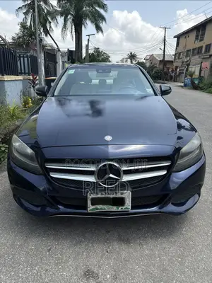 Mercedes-Benz C300 Base 4Matic Sedan AWD (2.0L 4cyl 7A) 2016 Blue