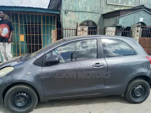 Toyota Yaris 2006 Gray