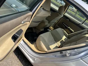 Honda Accord 2008 Silver