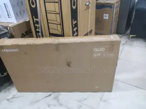 Samsung 55" QLED Smart TV for Gaming