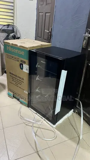 Hisense JC-94 Small Beverage Refrigerator 91L