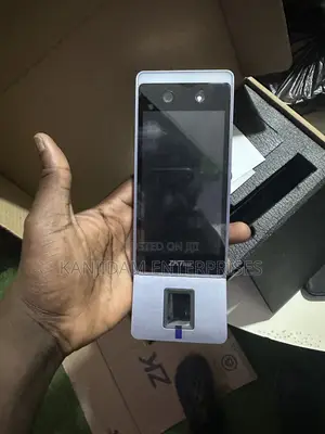 ZKteco Horus E1- Facial Recognition Time and Attendance 4G