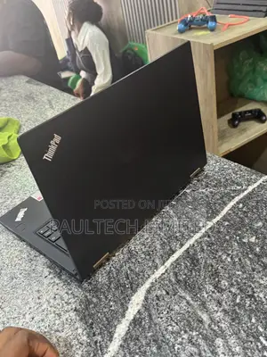 Laptop Lenovo Yoga 260 8GB Intel Core i5 SSD 256GB