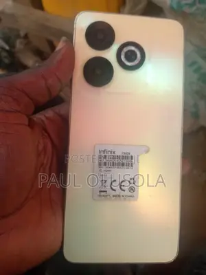 Infinix Smart 8 64 GB Gold