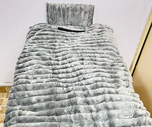 Short Fur Stripe Flat Bed With Detachable Pillow 106cm(xL)