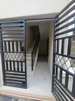 1bdrm Room & Parlour in River Bank Estate, Isheri North for rent