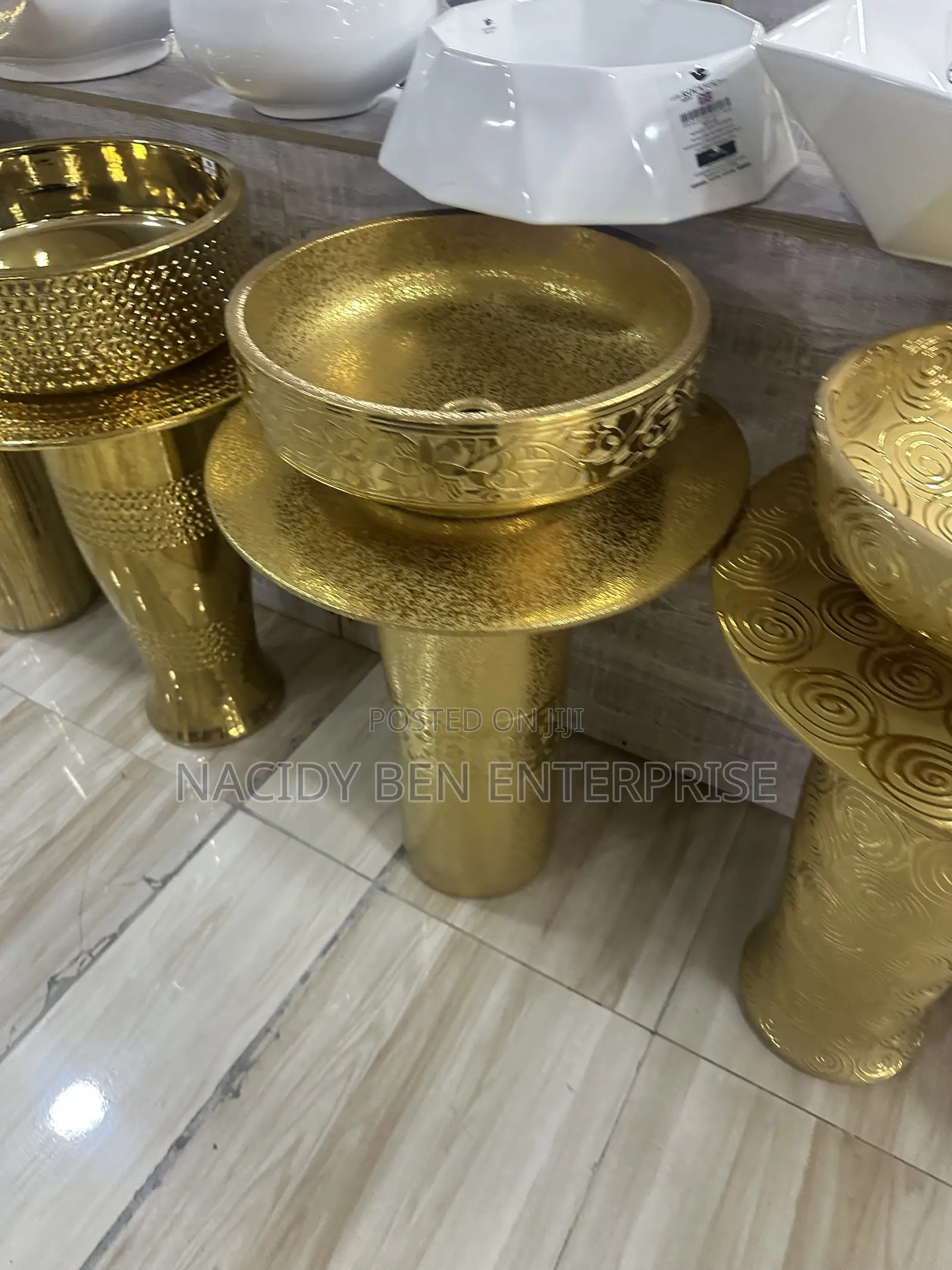 Gold Standing Basin