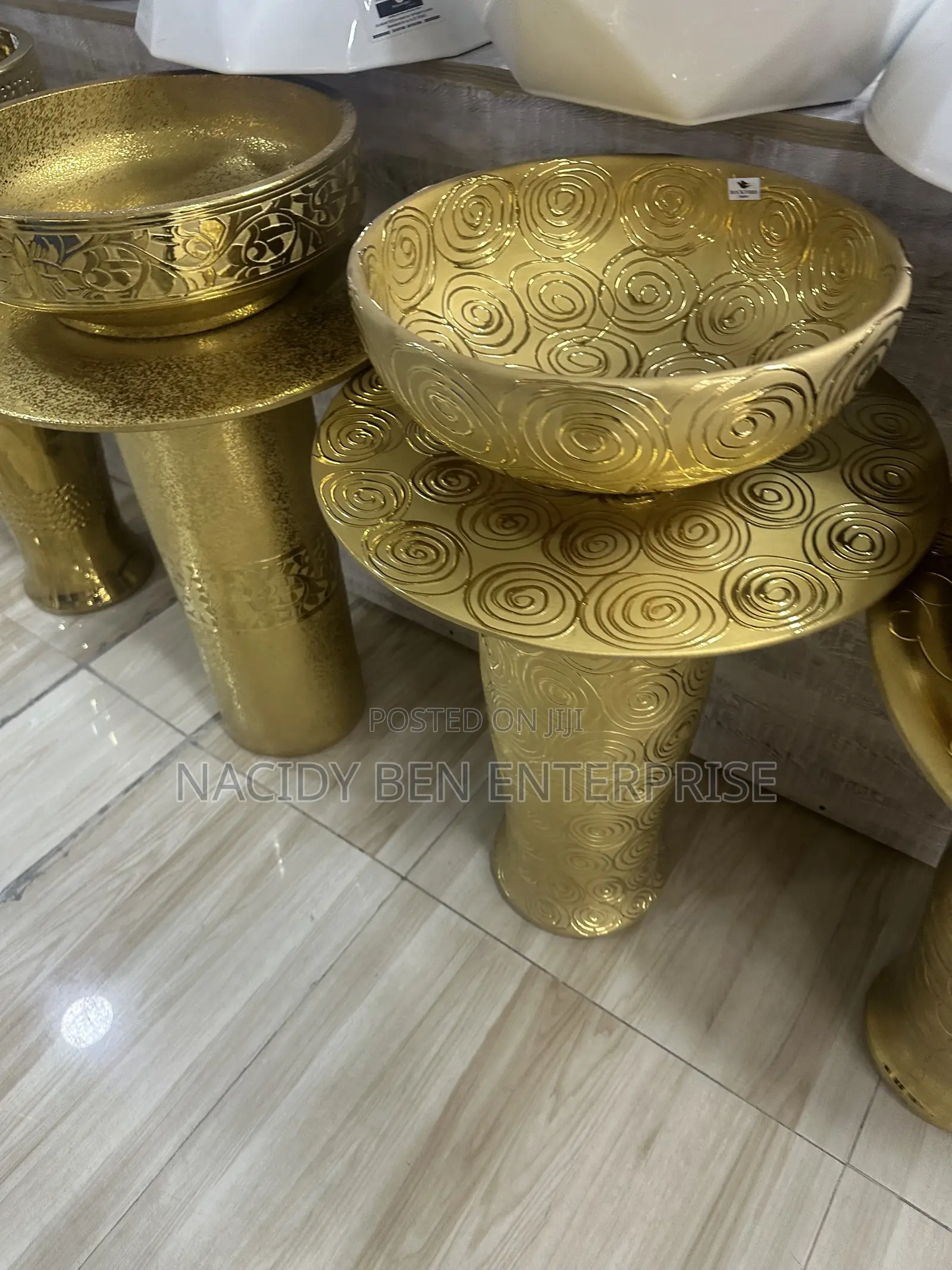 Gold Standing Basin