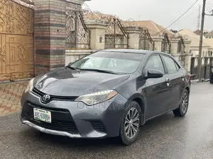 Toyota Corolla LE 4dr Sedan (1.8L 4cyl CVT) 2014 Blue