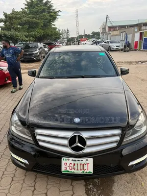 Mercedes-Benz C300 2013 Black