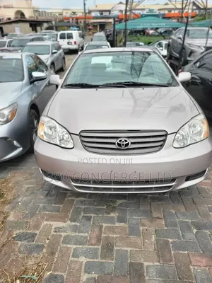 Toyota Corolla 2003 Gold