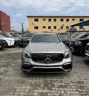 Mercedes-Benz GLC-Class 2019 Gold
