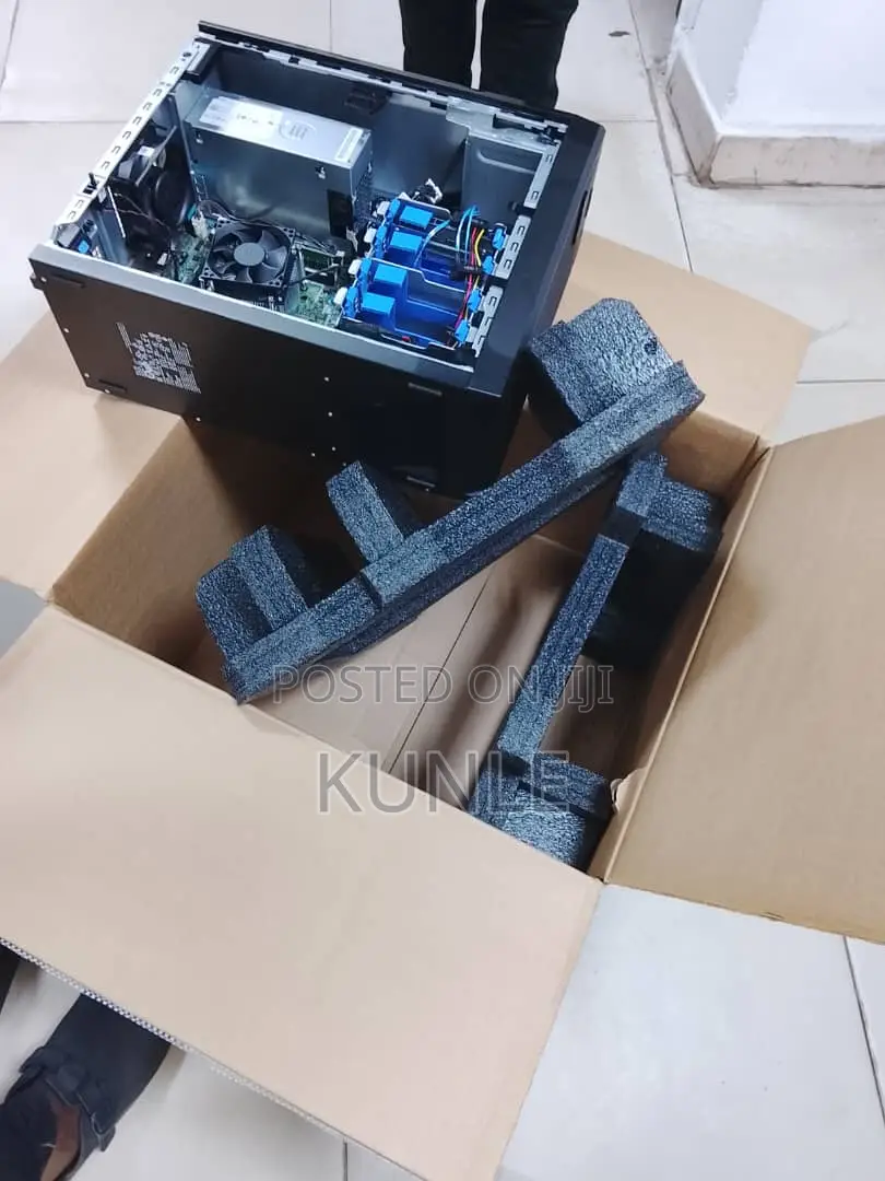 New Server Dell PowerEdge T150 8GB Intel Xeon SSD 512GB