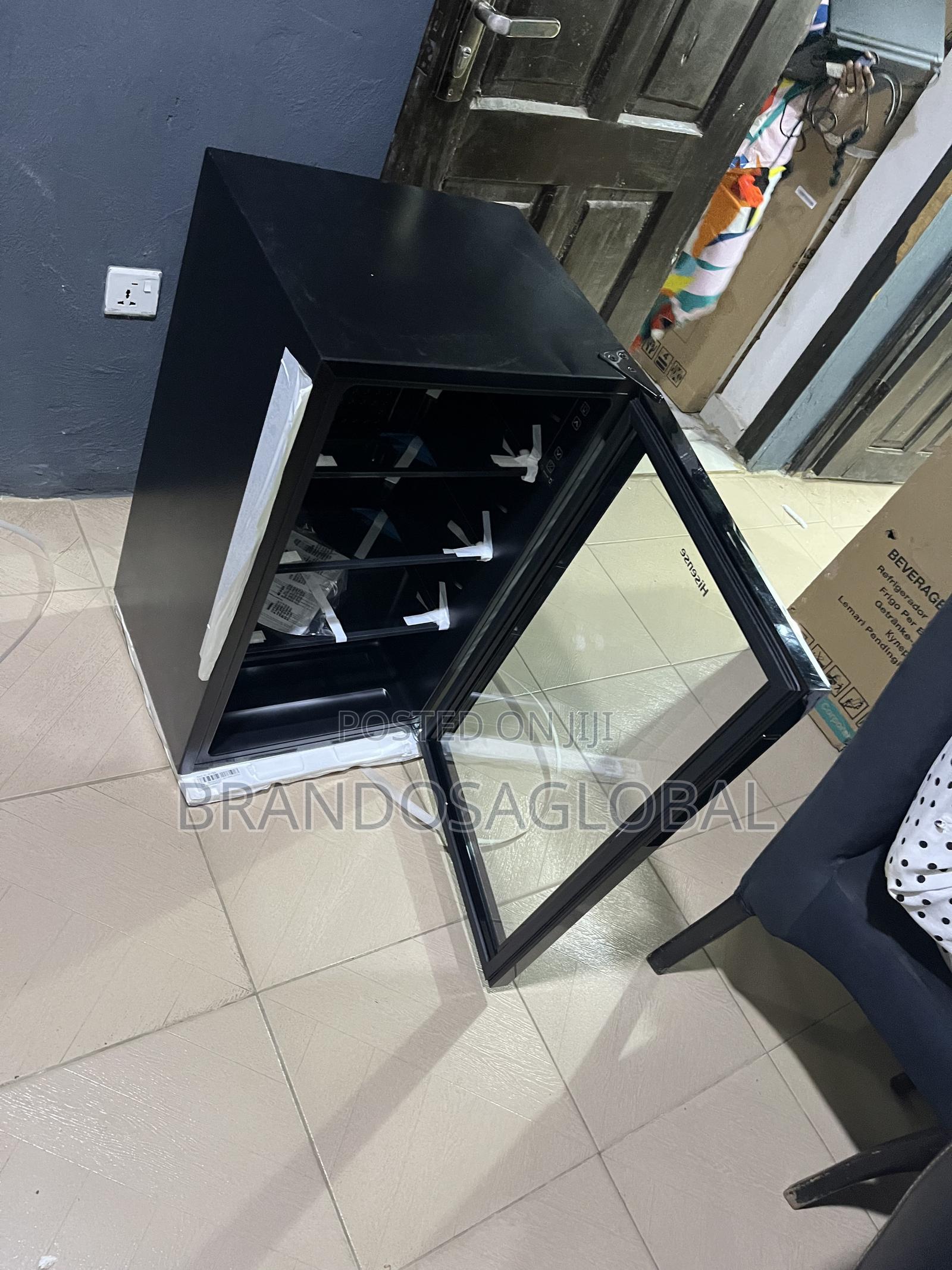 Hisense JC-94 Premium Mini Drinks Fridge 91 Litres