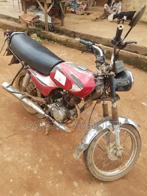 Bajaj Boxer 2015 Red