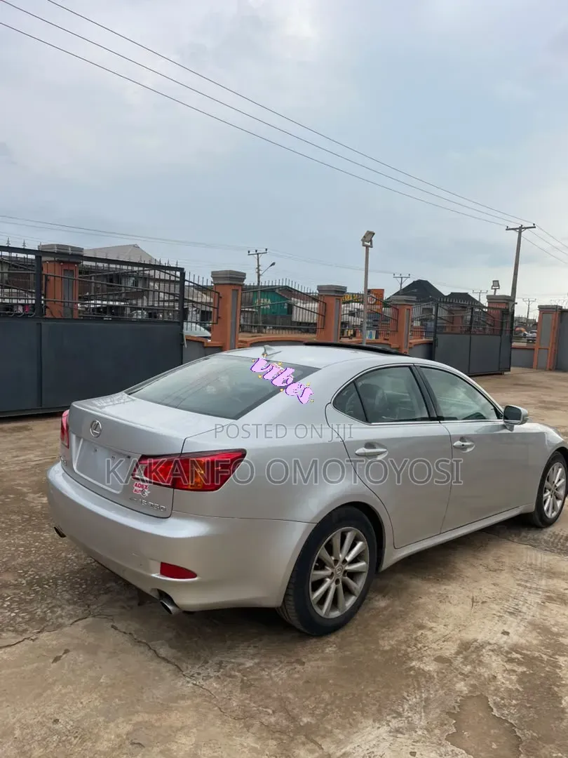 Lexus IS 2010 Silver