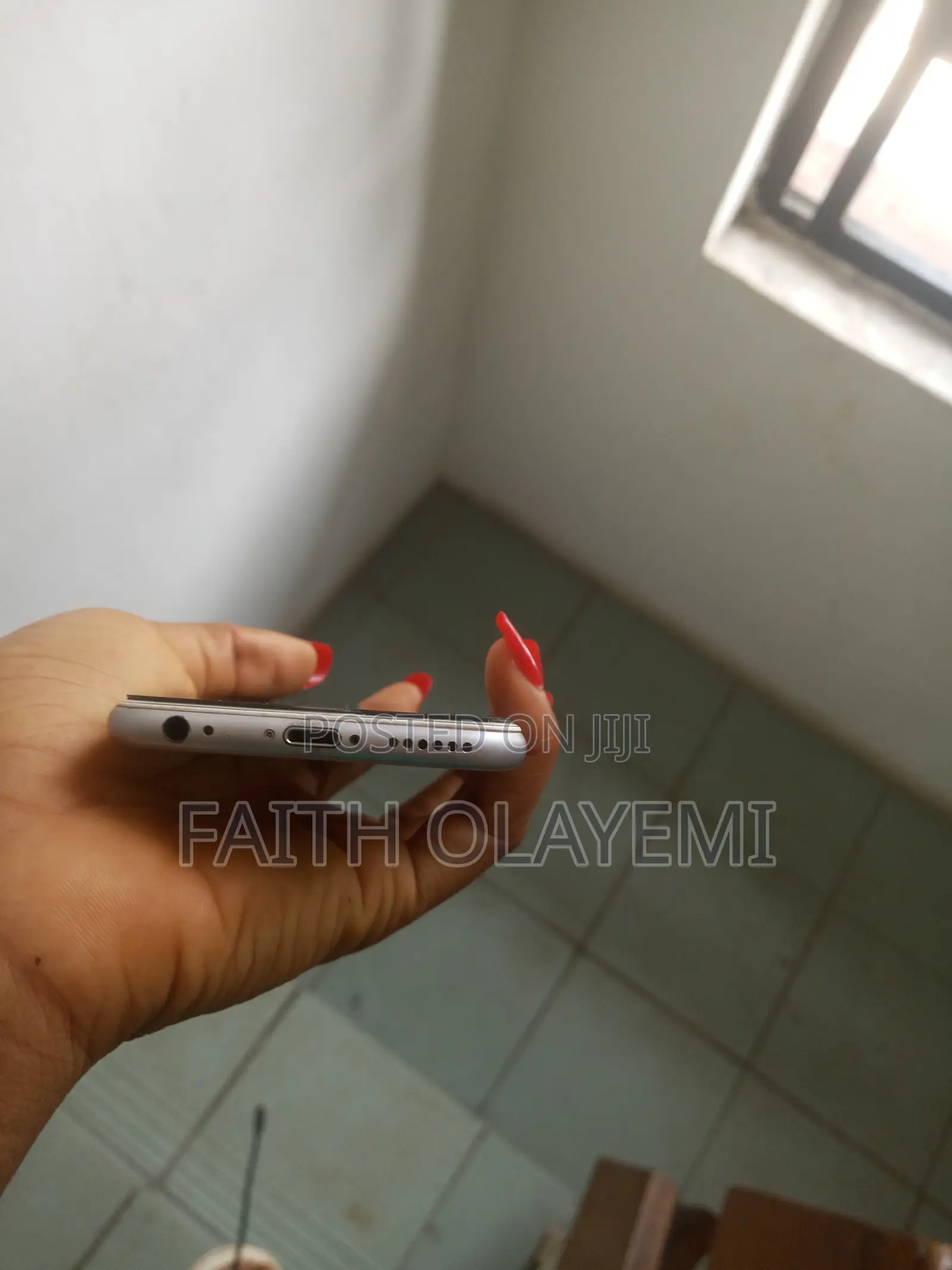 Apple iPhone 6s 64 GB Silver
