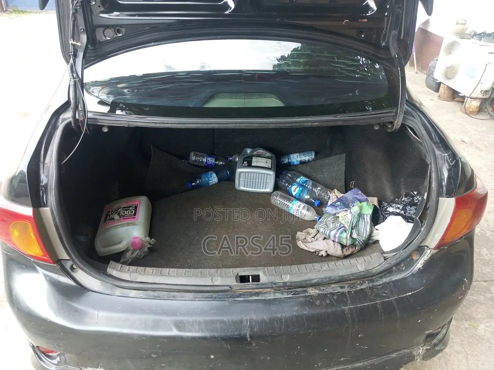 Toyota Corolla 2010 Black