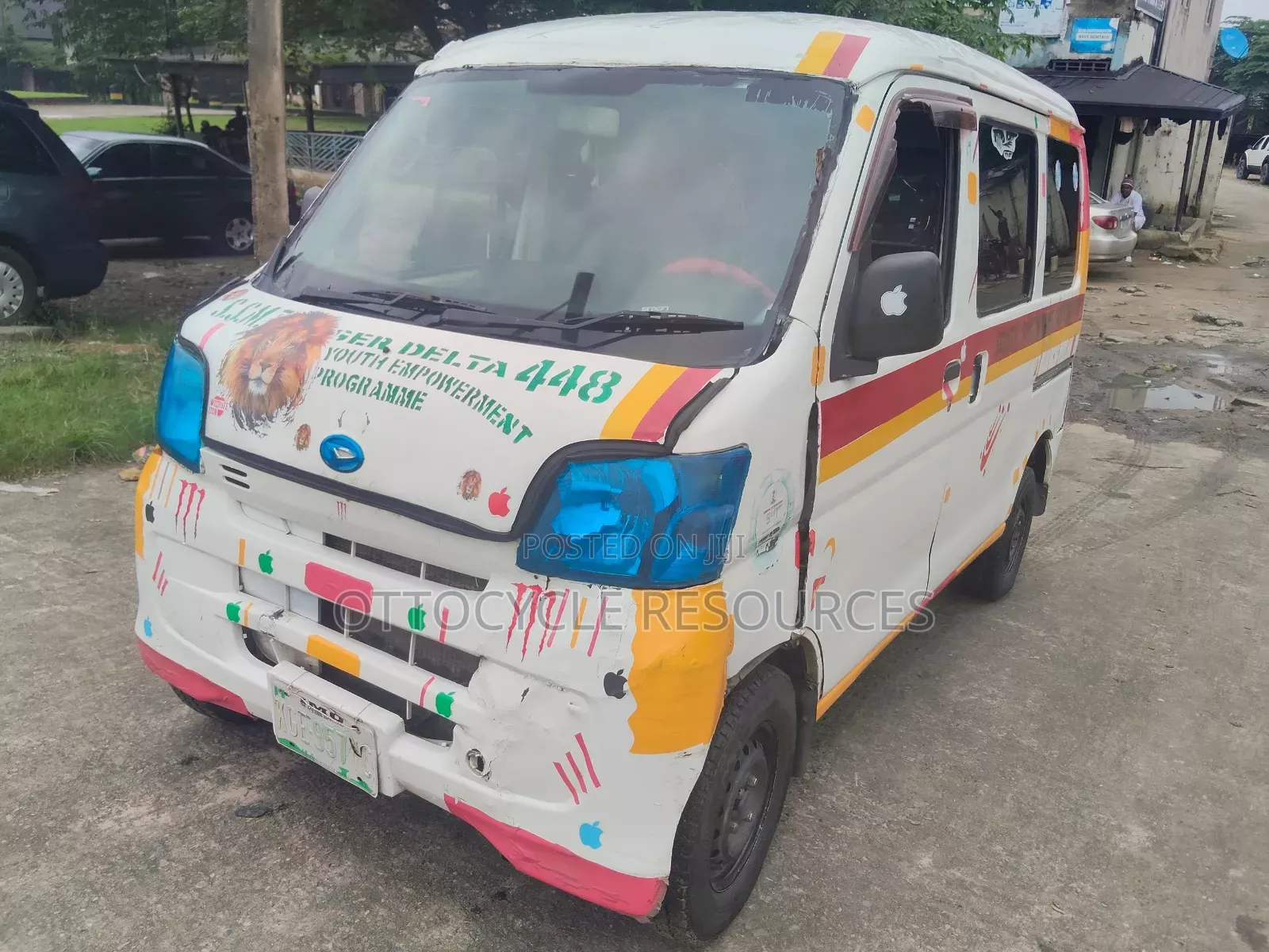 Daihatsu Hijet 2019 White